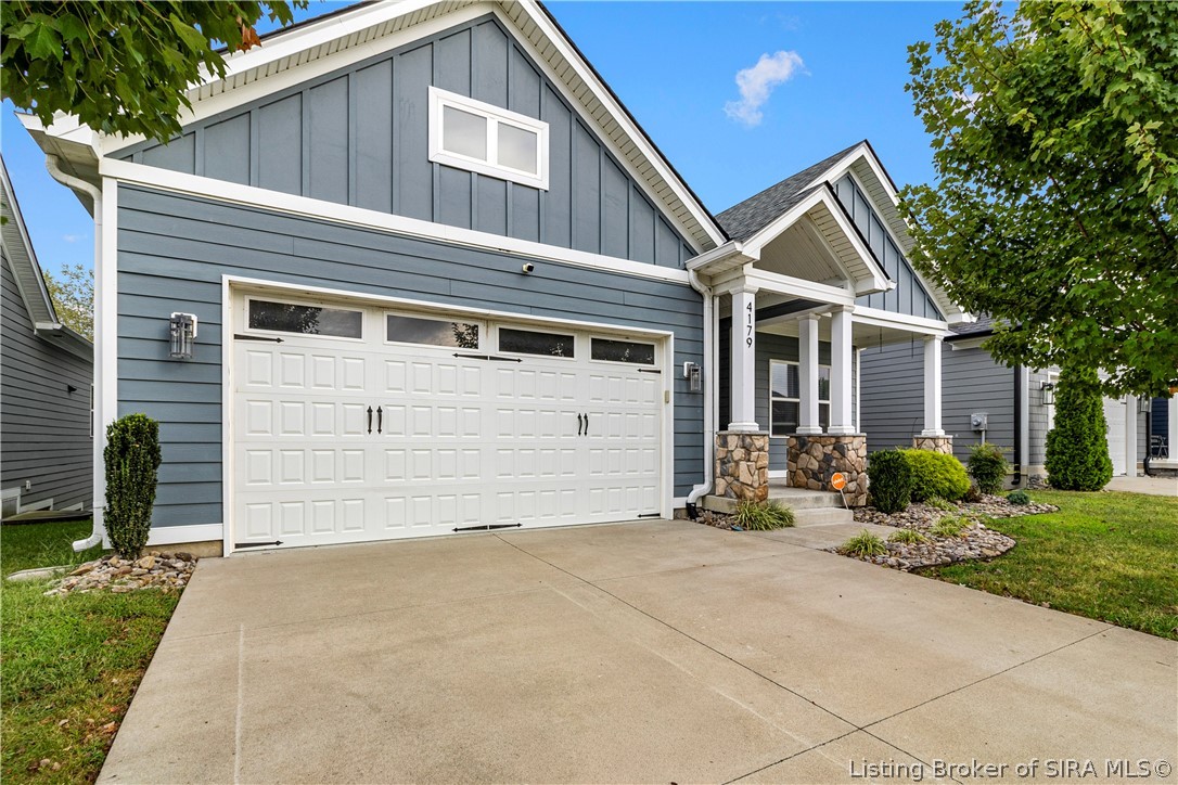4179 Laverne Way — photo