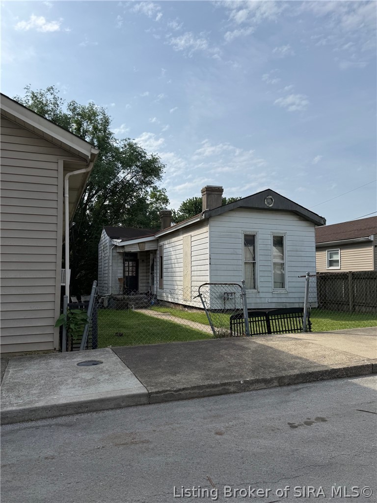 1340 Beeler Street — photo