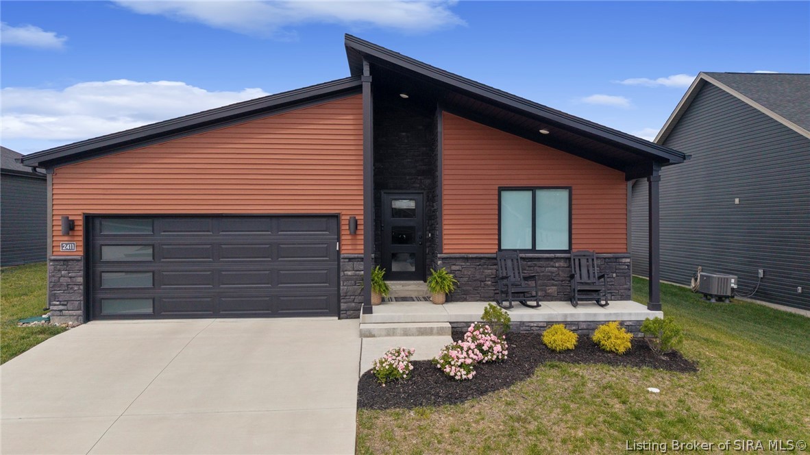 2411 Johnson Pass — photo
