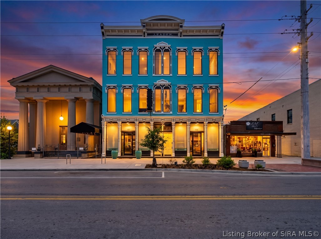 207-209 E Main Street — photo