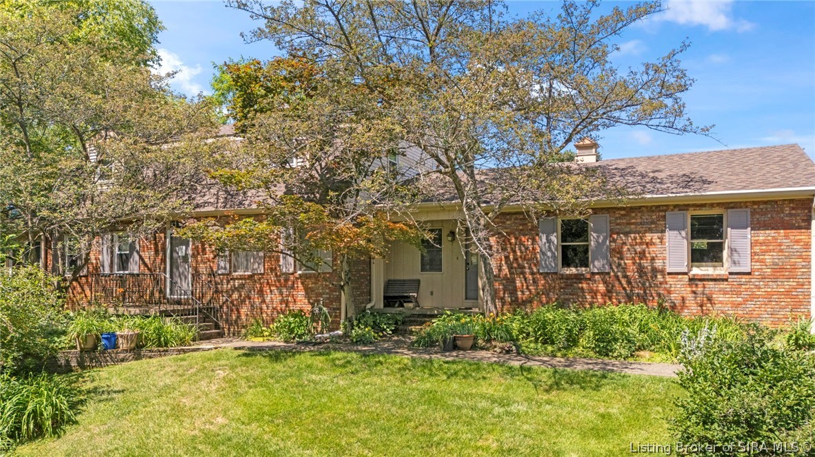 307 Hillcrest Drive — photo
