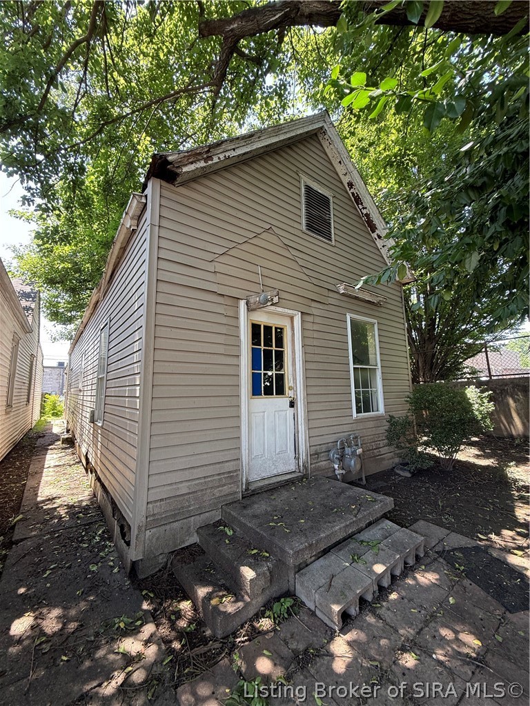 327 Galt Street — photo