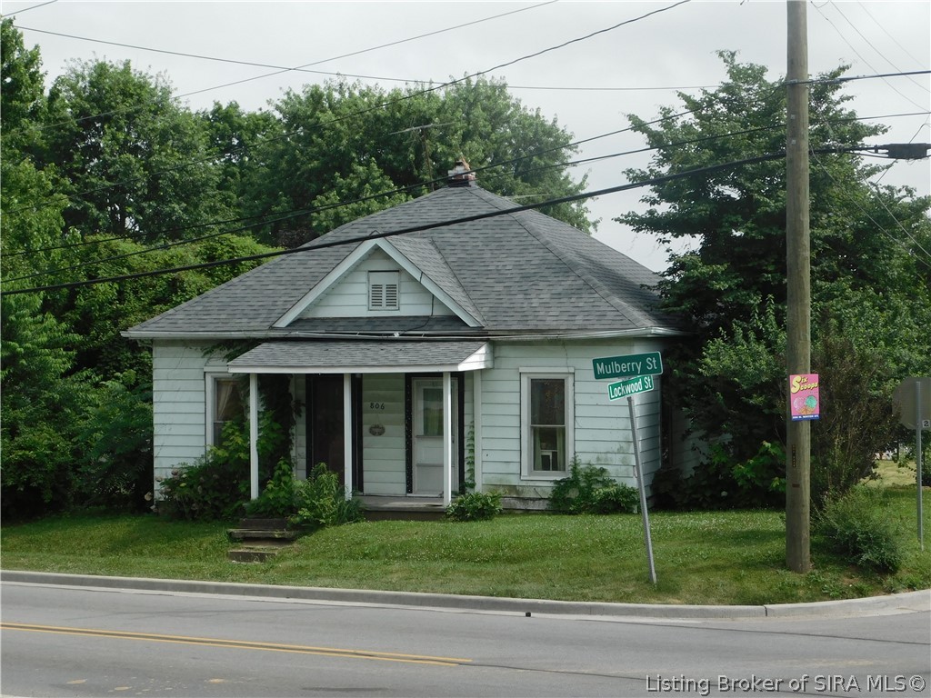806 W Mulberry Street — photo