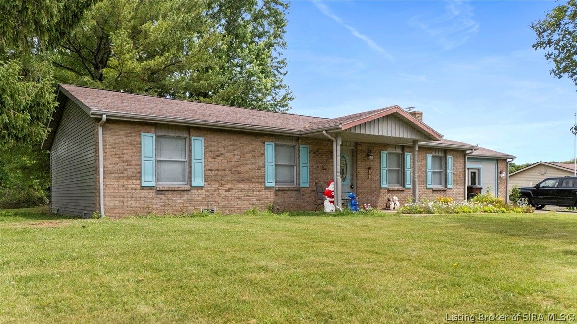 2610 S College Hills Dr — photo