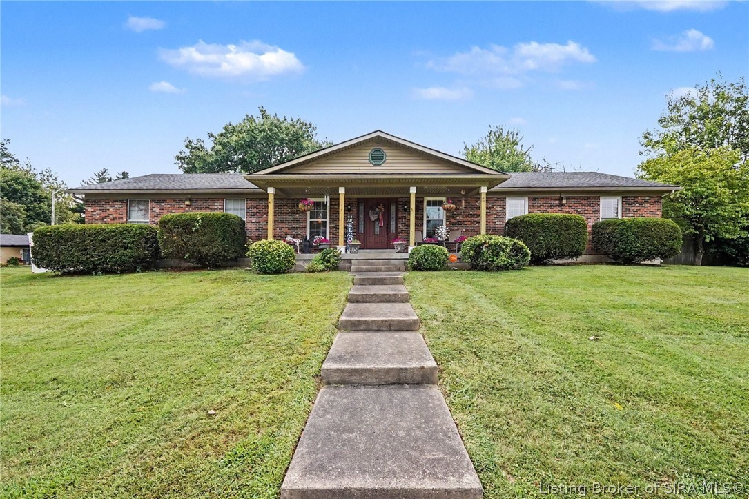 608 Kensington Drive — photo