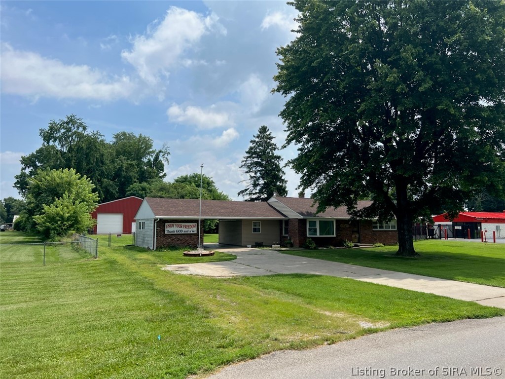 1014 Applegate Lane — photo