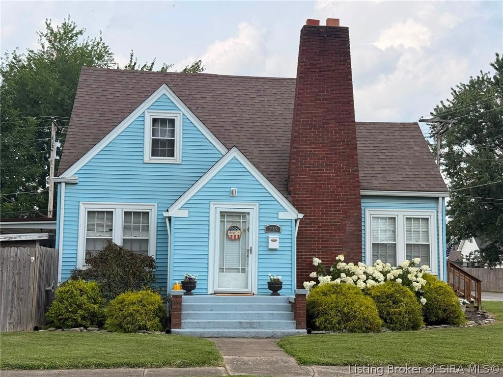 718 W Walnut Street — photo