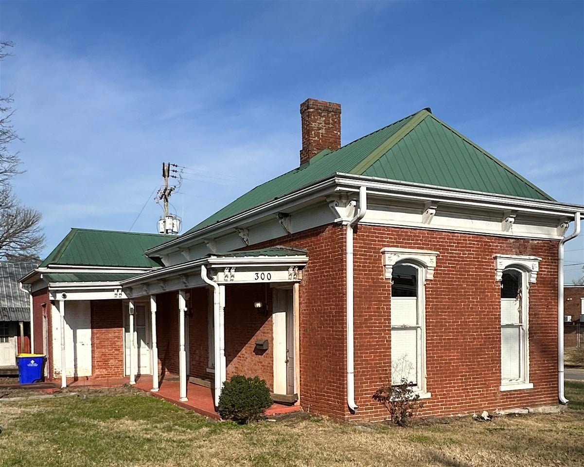 300 W Kentucky Avenue — photo