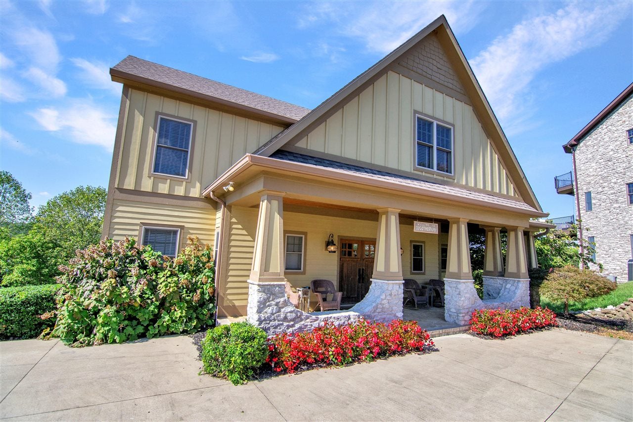 272 Eagle Point Drive — photo