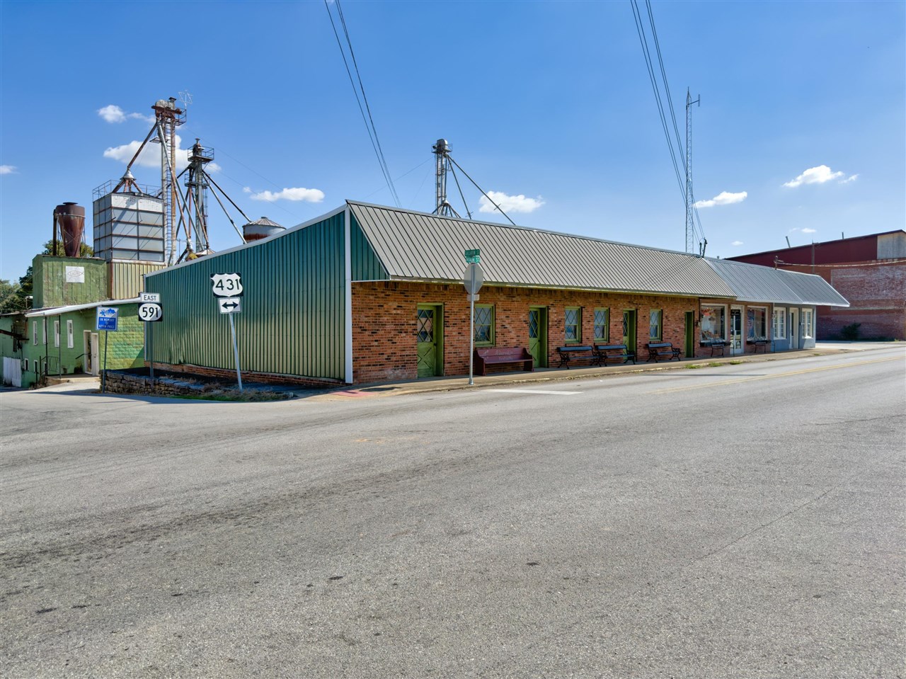 103 E Gallatin Street — photo
