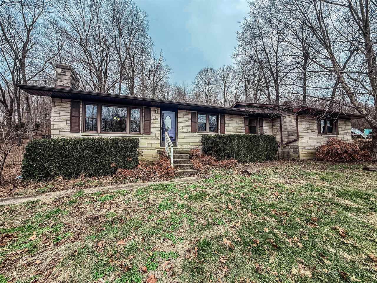 2232 Bowling Green Road — photo
