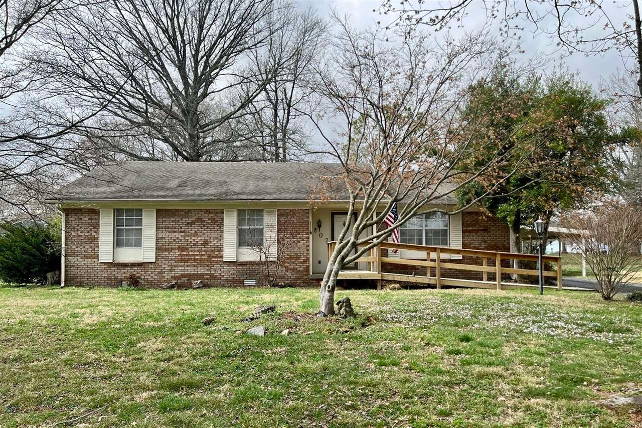 207 Spence Lane — photo