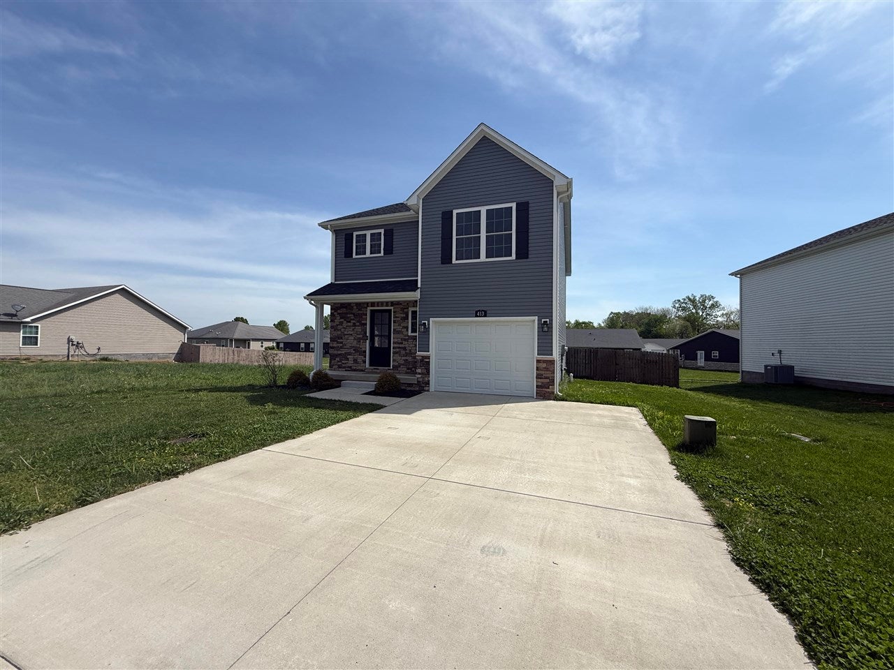 413 Sandy Circle — photo