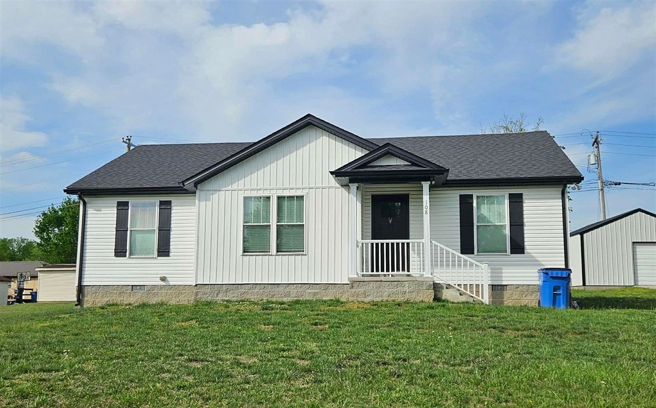 108 Village Circle — photo