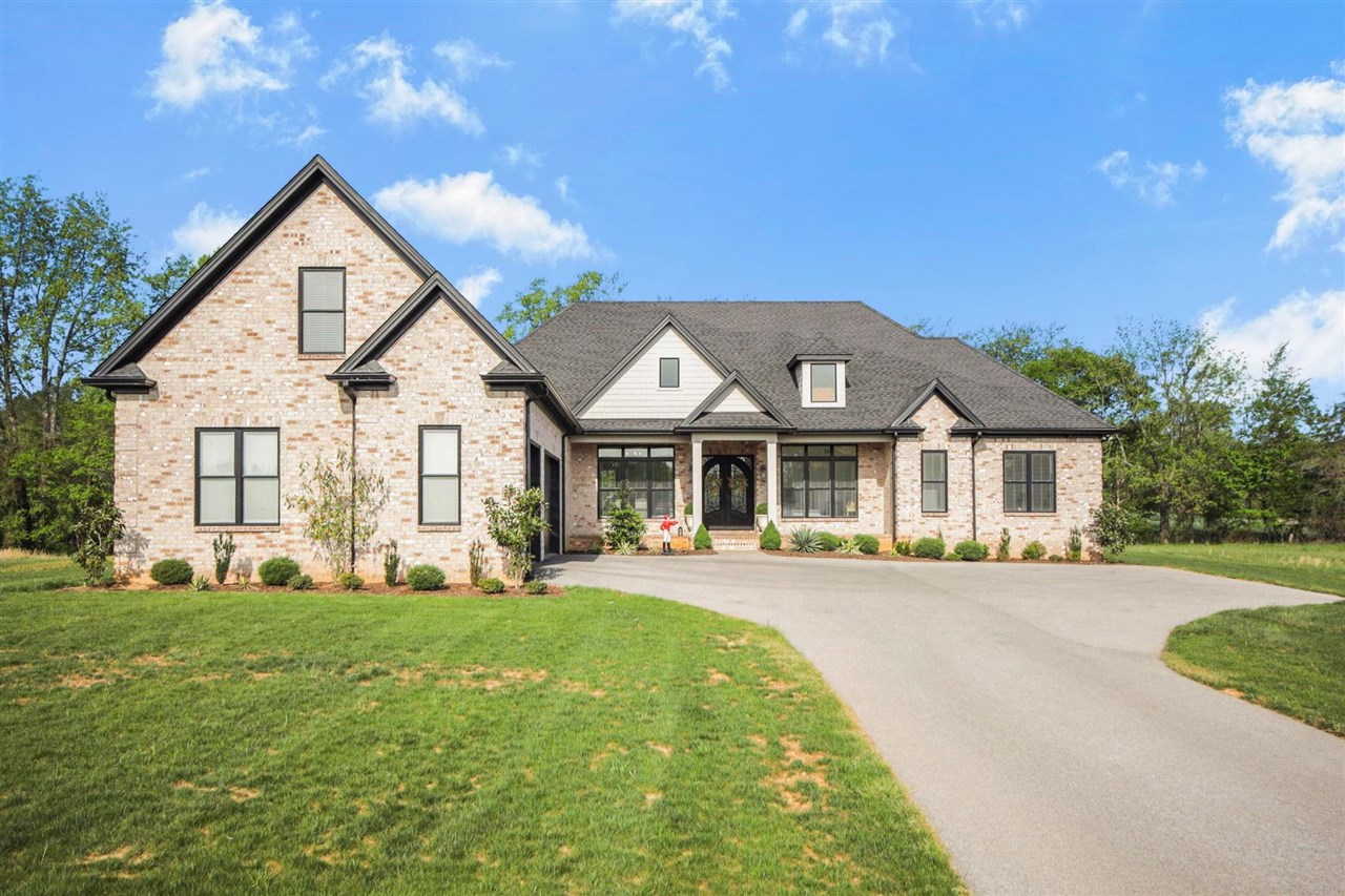 7182 Eagle Ridge Lane — photo