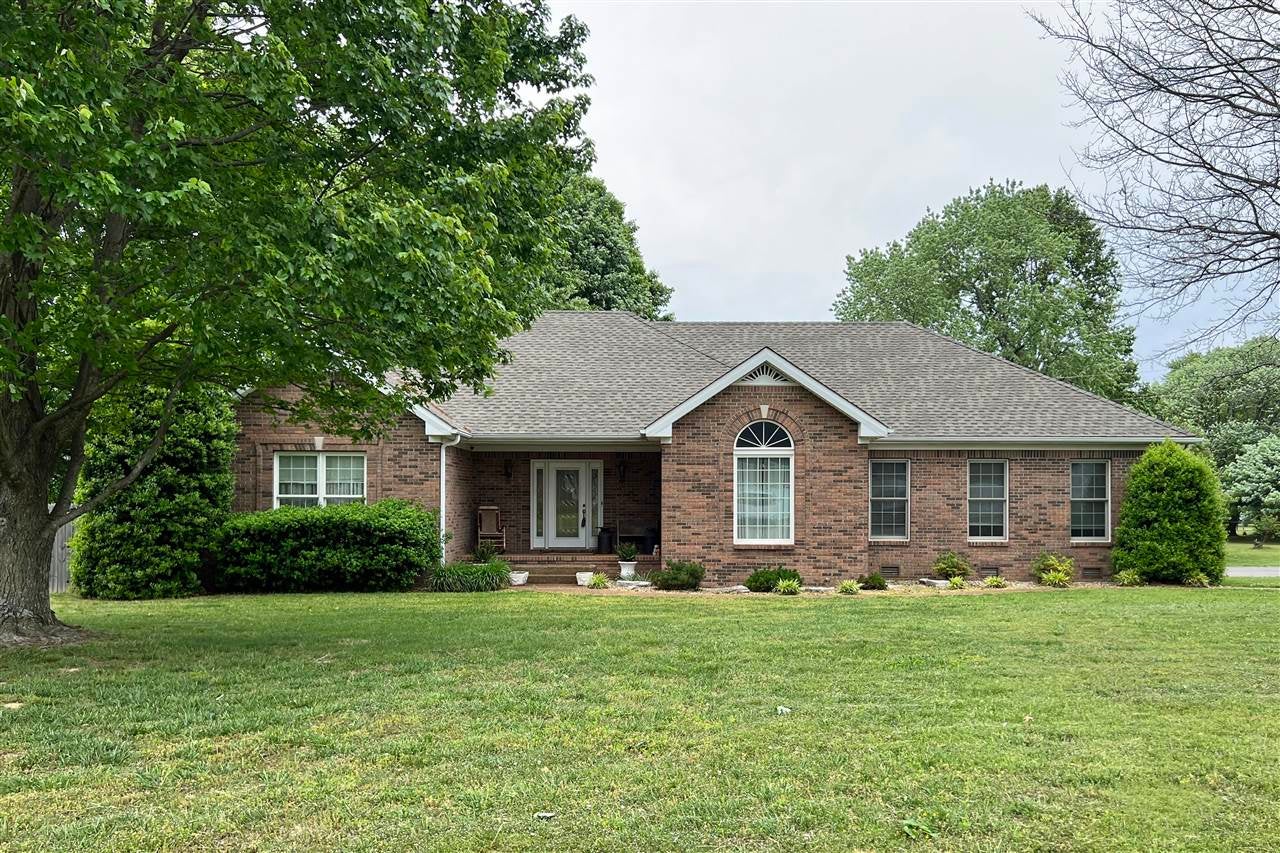 1002 Dogwood Drive — photo