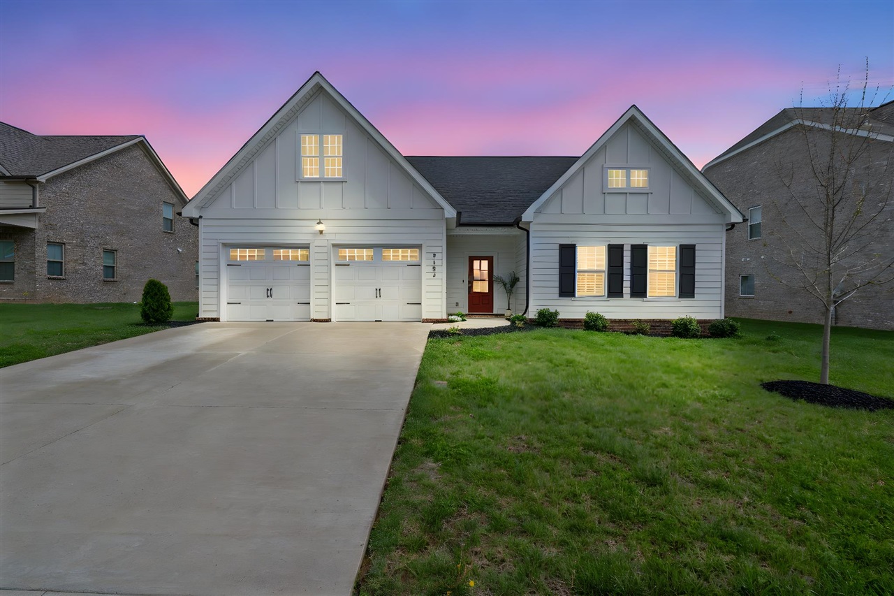 7182 Hilliard Circle — photo