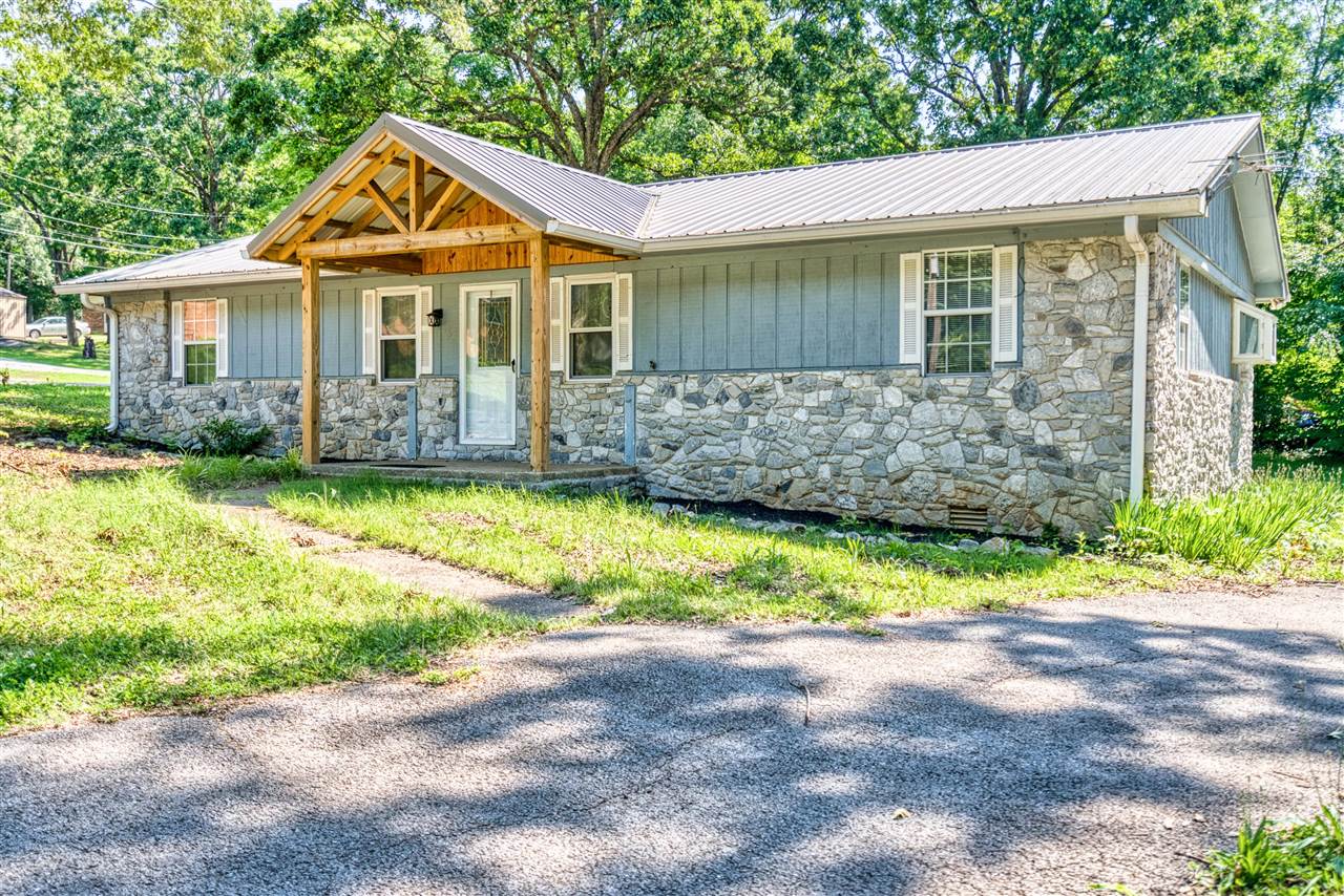 124 Cumberland Circle — photo