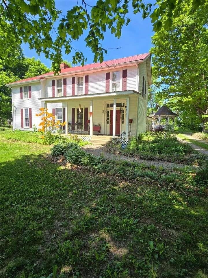 218 Mammoth Cave Street — photo