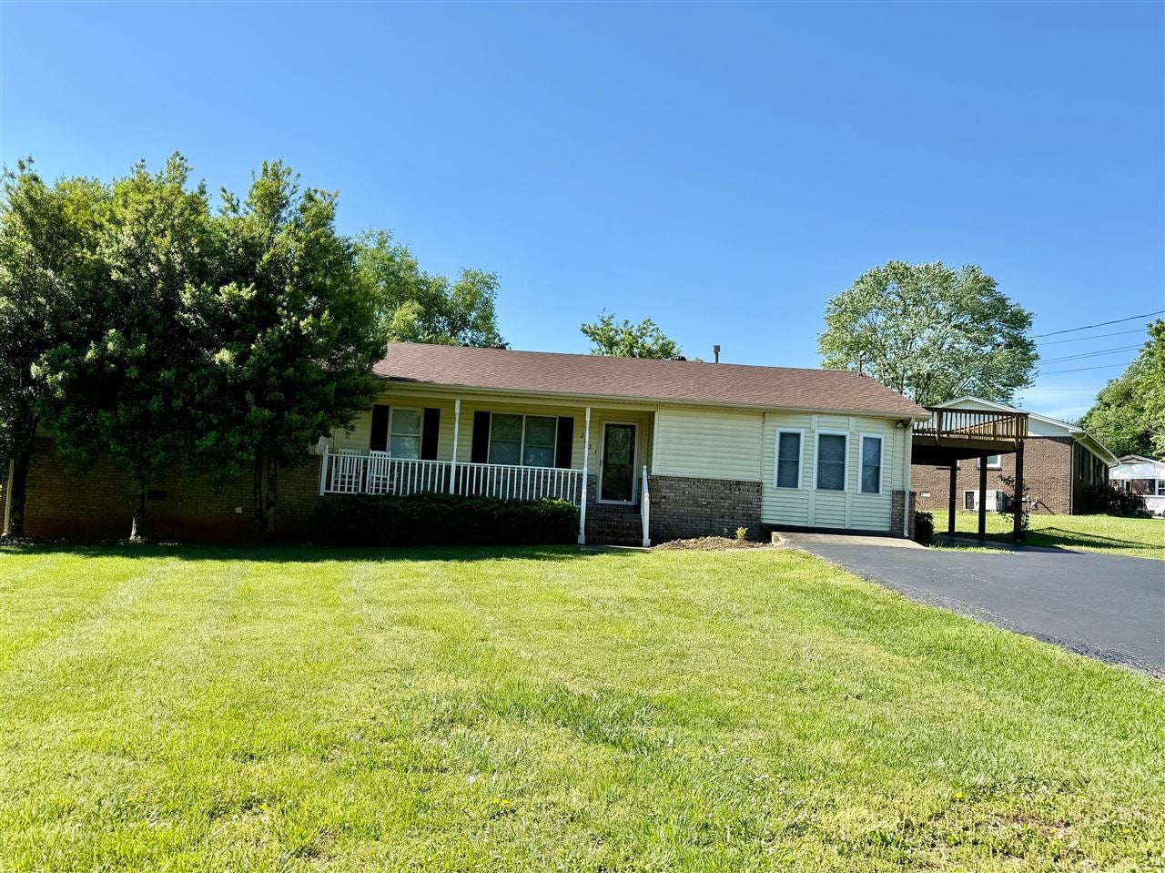 203 Maywood Place — photo
