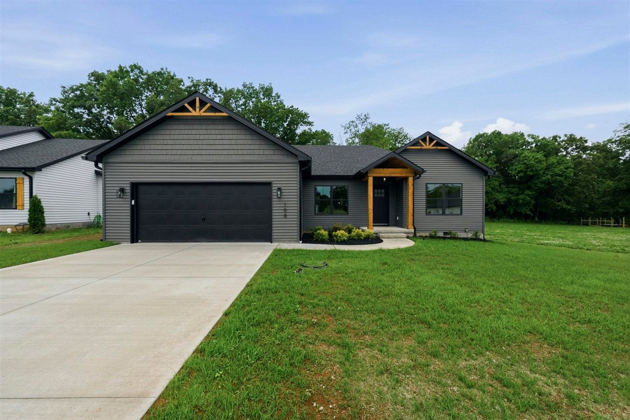 108 Madeline Court — photo