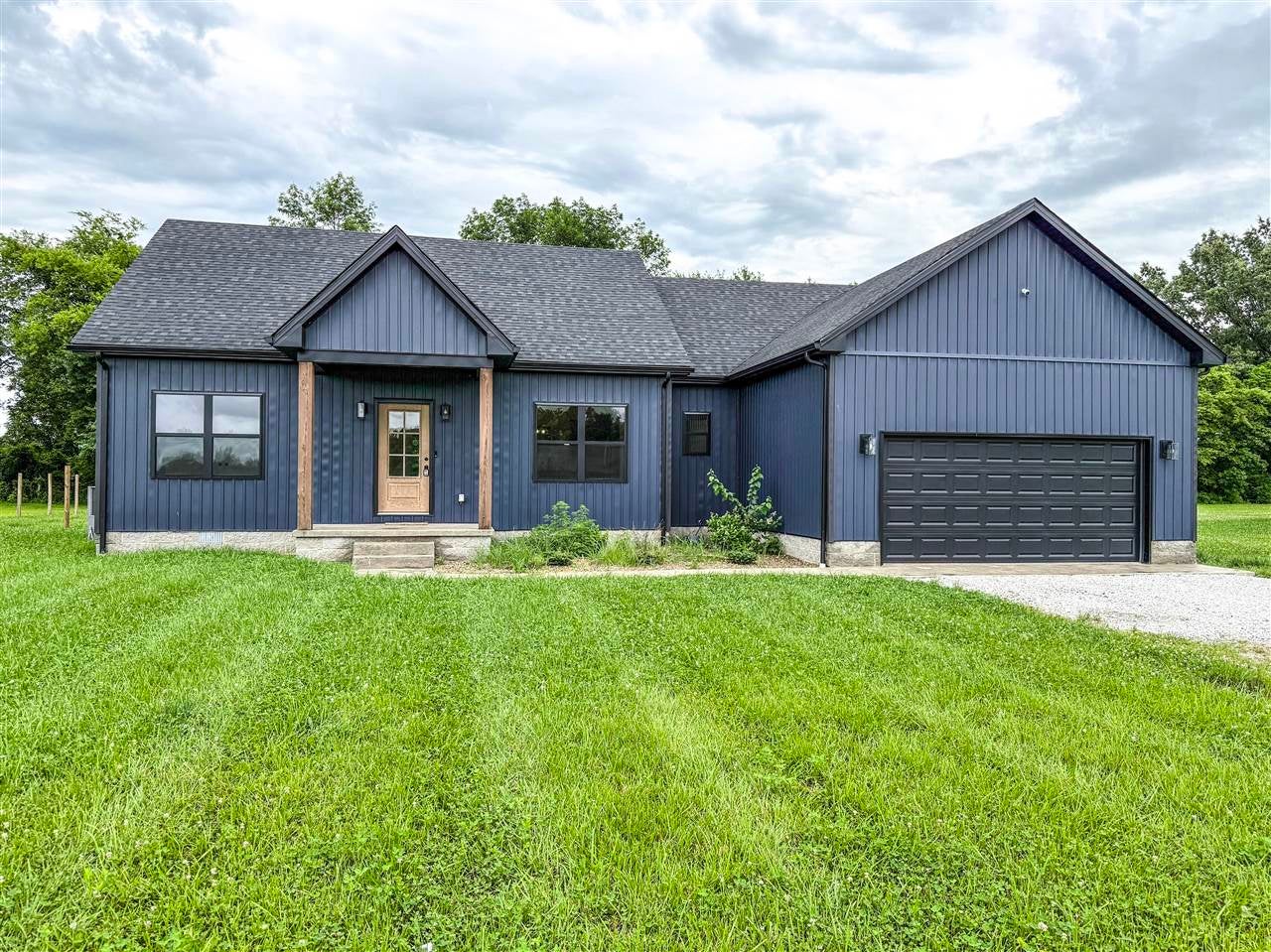 12482 Lewisburg Road — photo