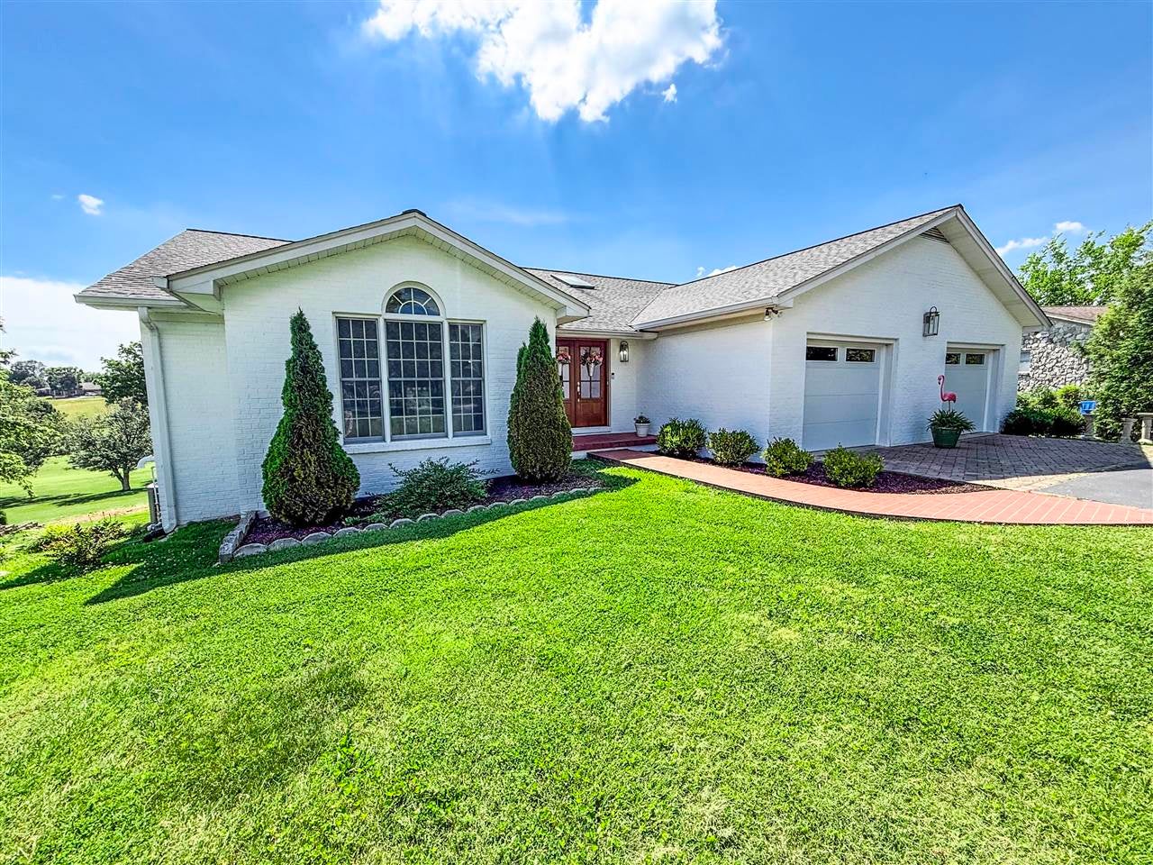 141 Fairway Place — photo