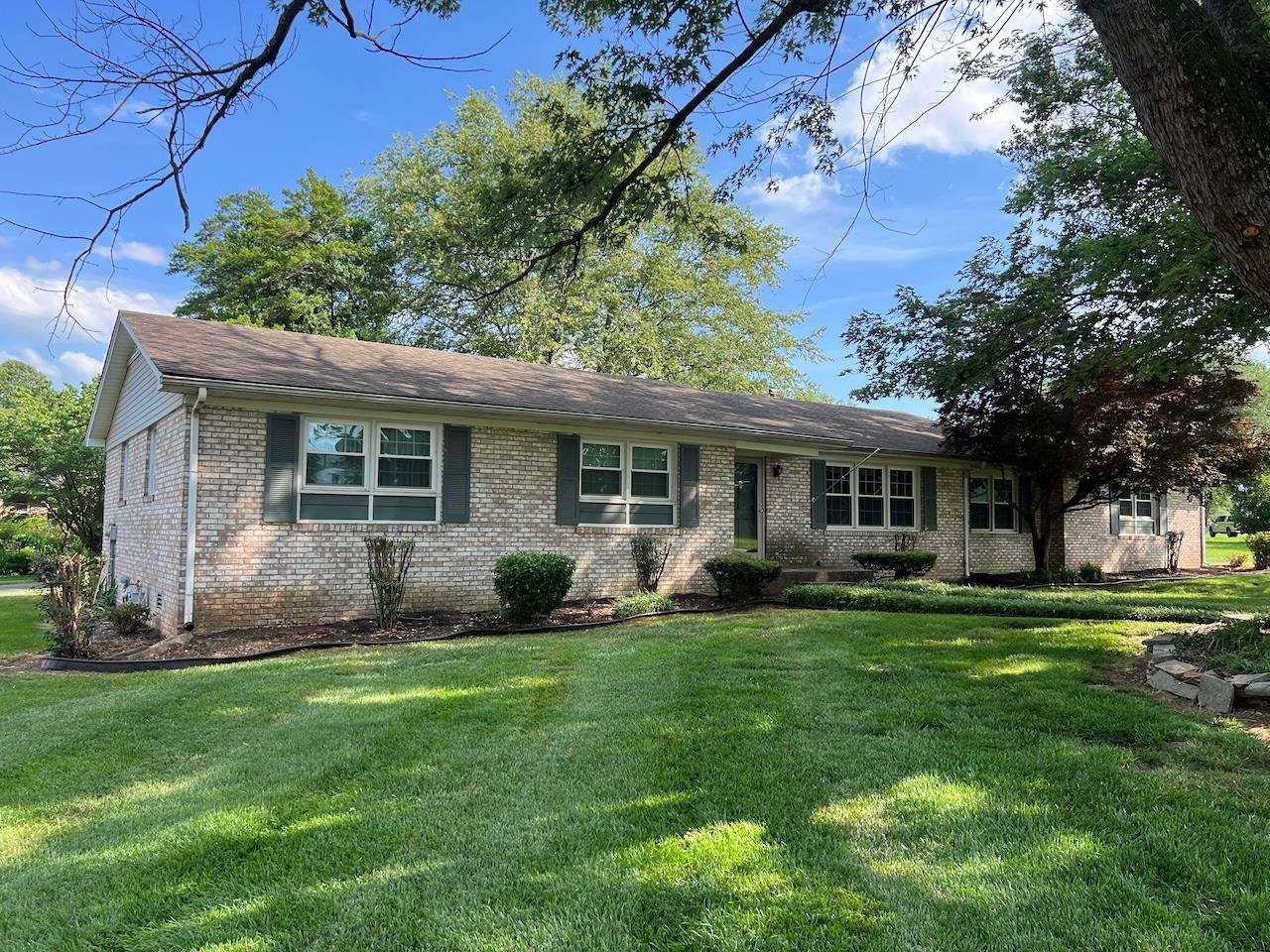 800 Ironwood Drive — photo