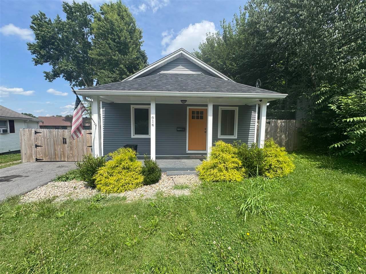 614 N Jackson Street — photo