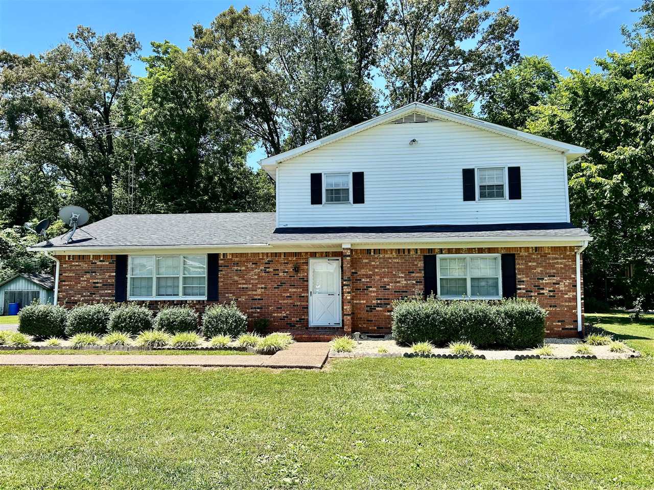 5489 Smiths Grove Scottsville Road — photo
