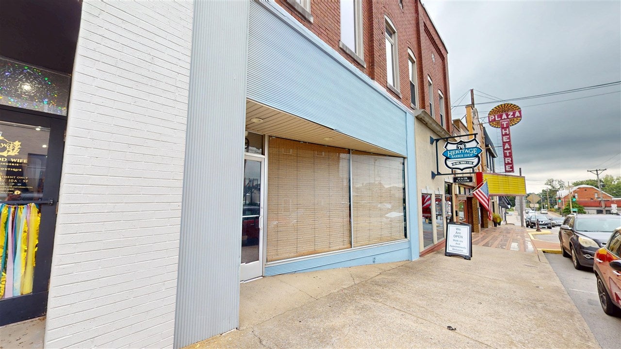 109 E Main Street — photo