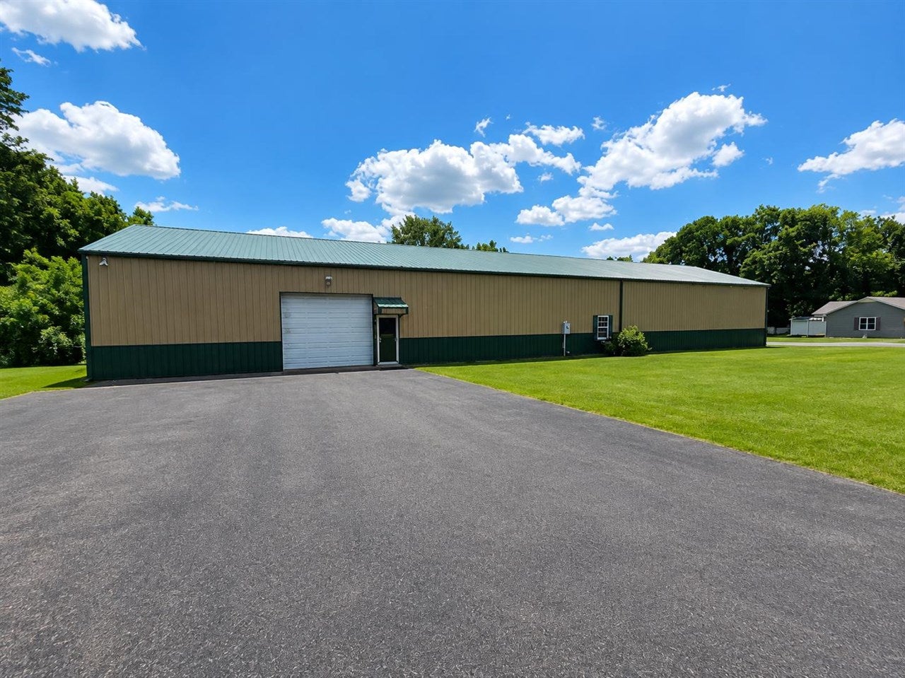 1245 Tompkinsville Road — photo