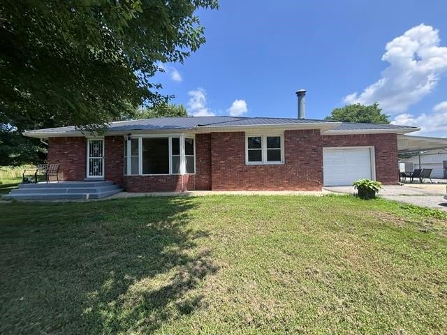 7851 Highway 62 — photo