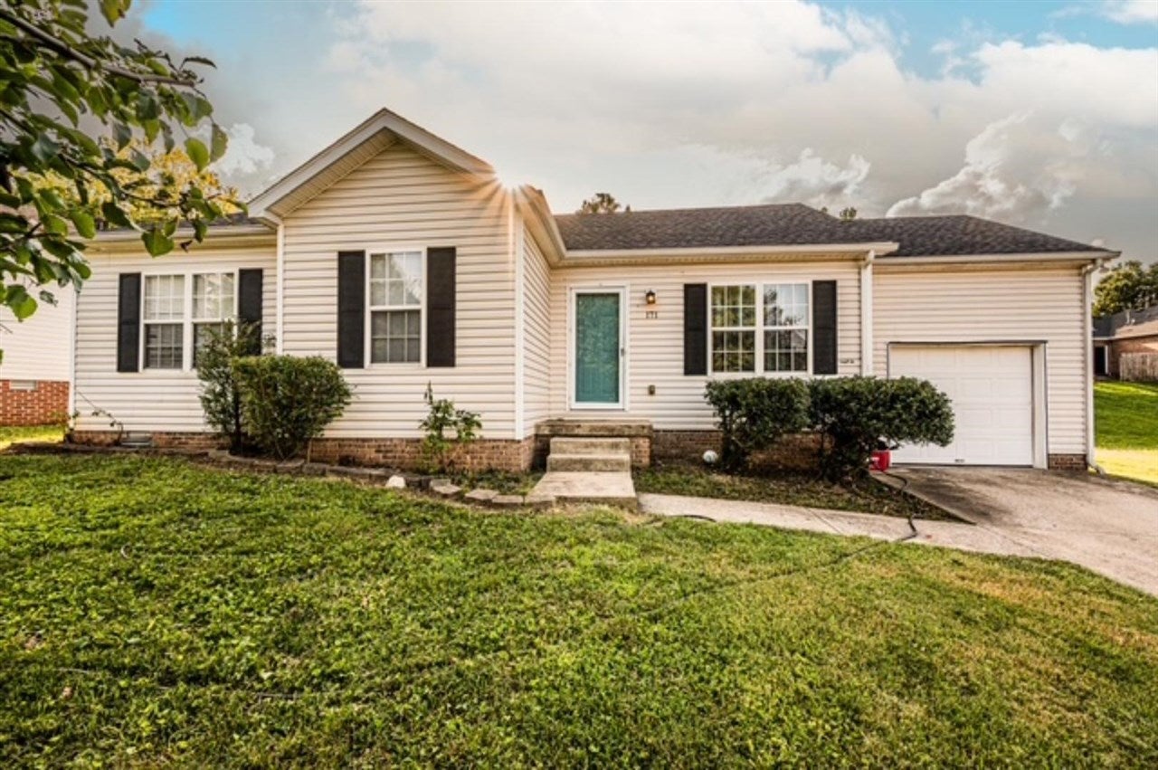 171 Chipley Court — photo