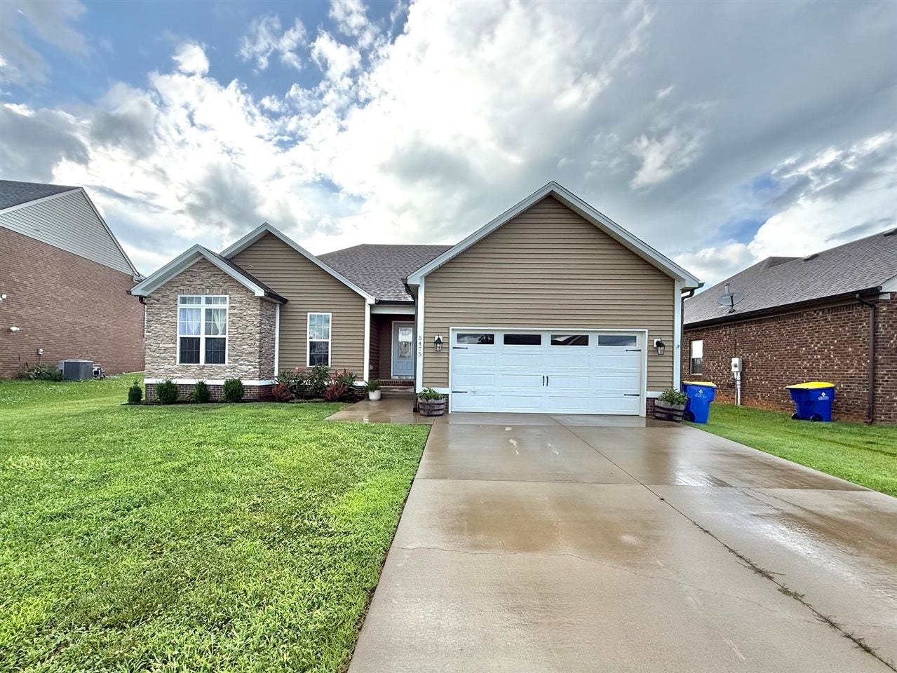 5475 Hackberry Lane — photo