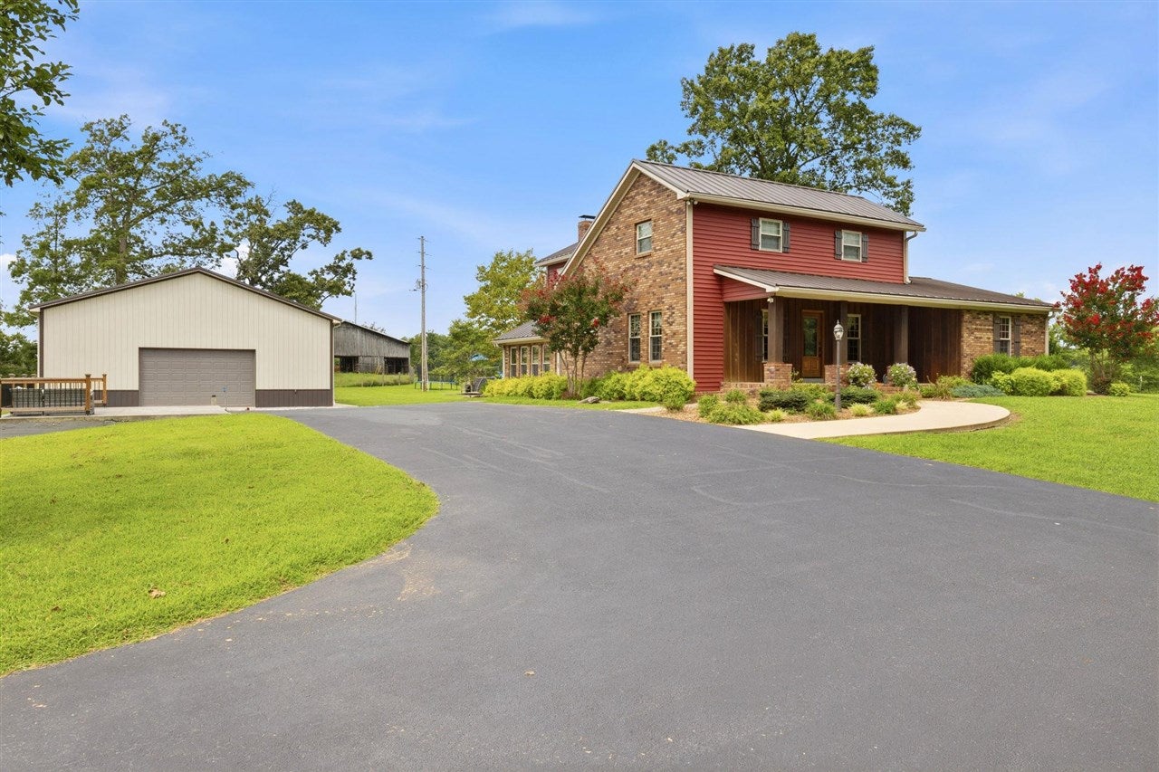 1109 Halifax Road — photo