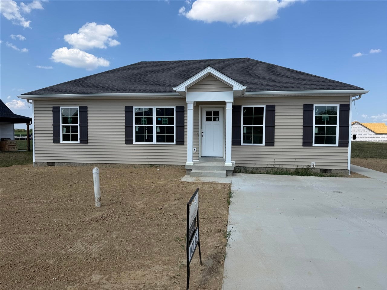 1102 Brook Court — photo