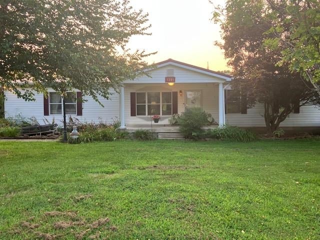 1381 W Highway 2270 — photo