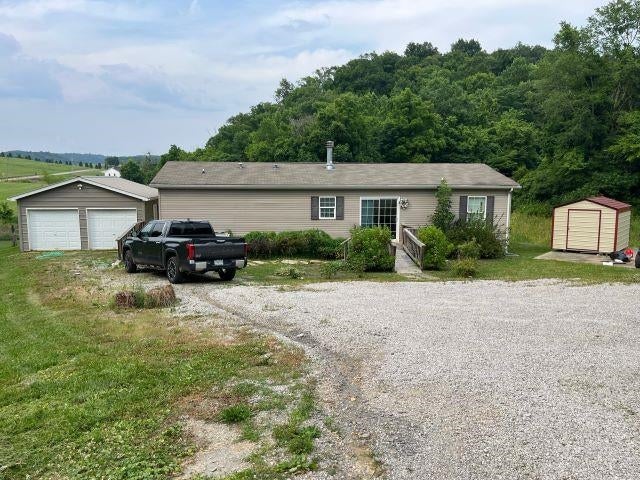 97 Trevor Lane — photo