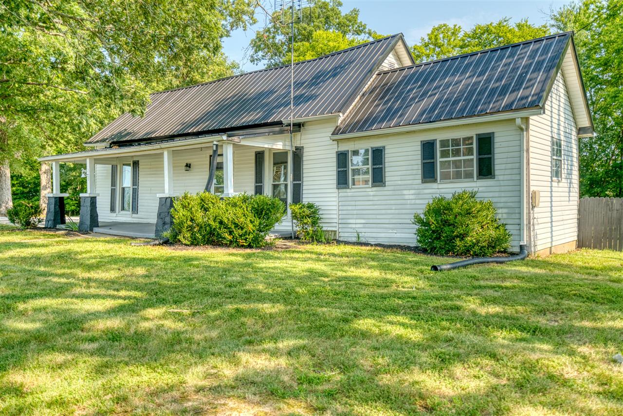 380 Deerlick Road — photo