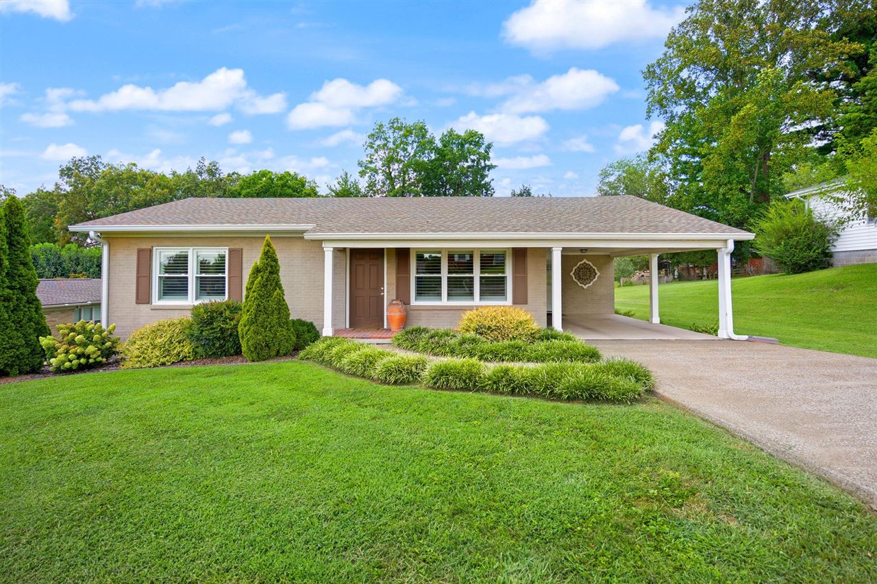 306 Green Acres Drive — photo
