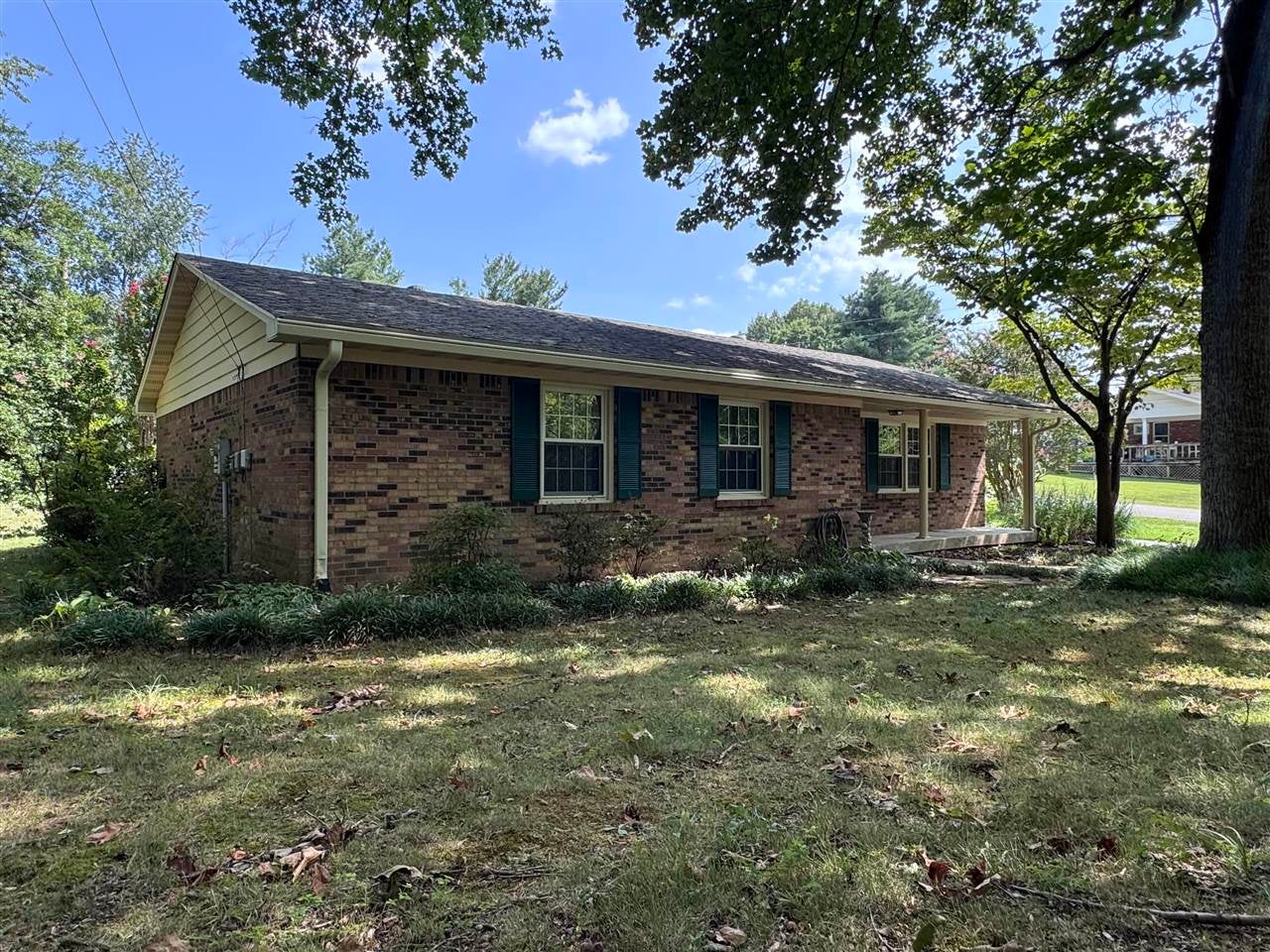 44 Woodbrier Drive — photo