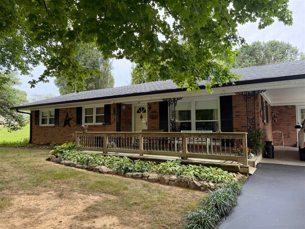 273 Shawnee Drive — photo