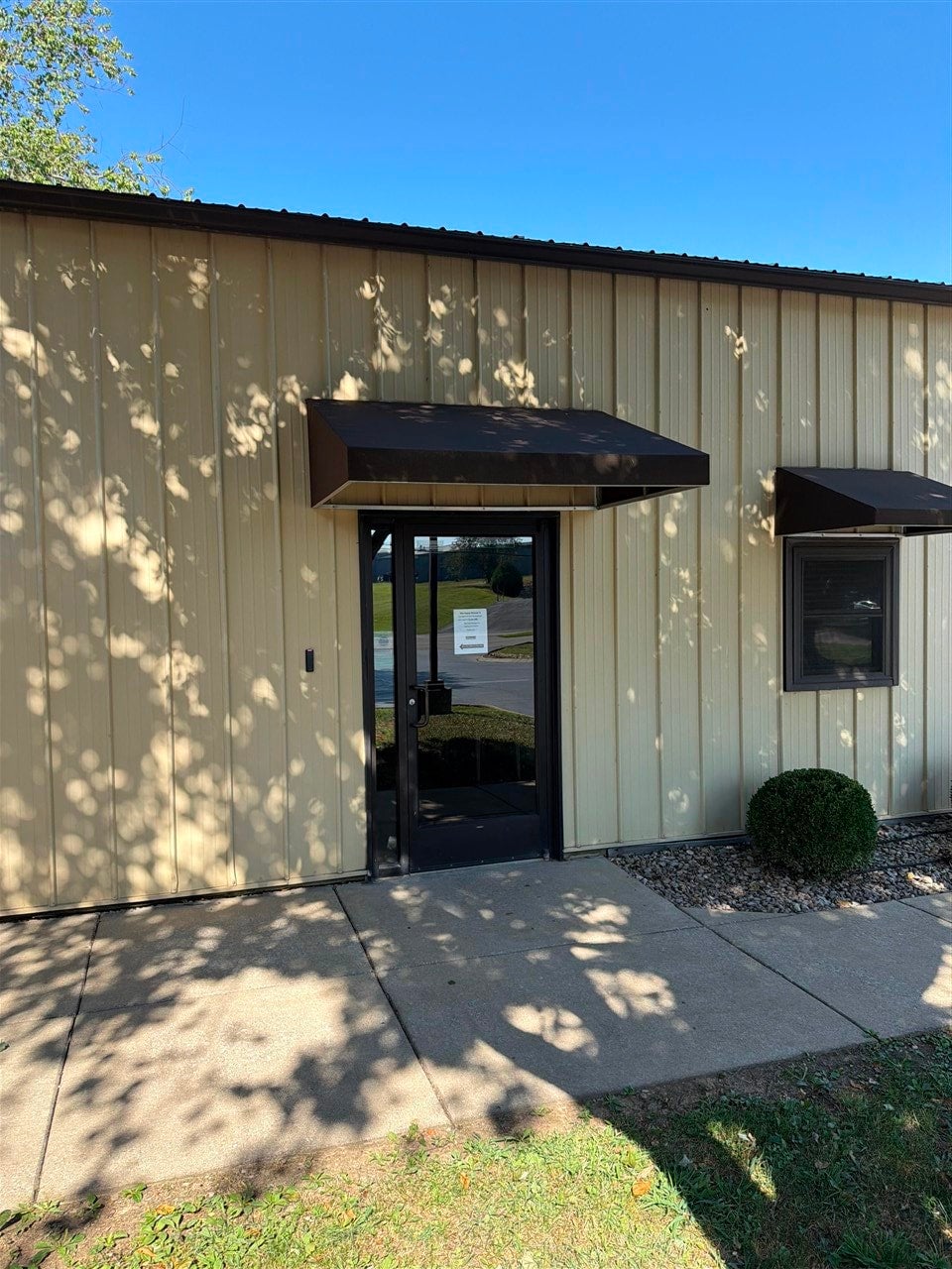 1036 Searcy Way — photo