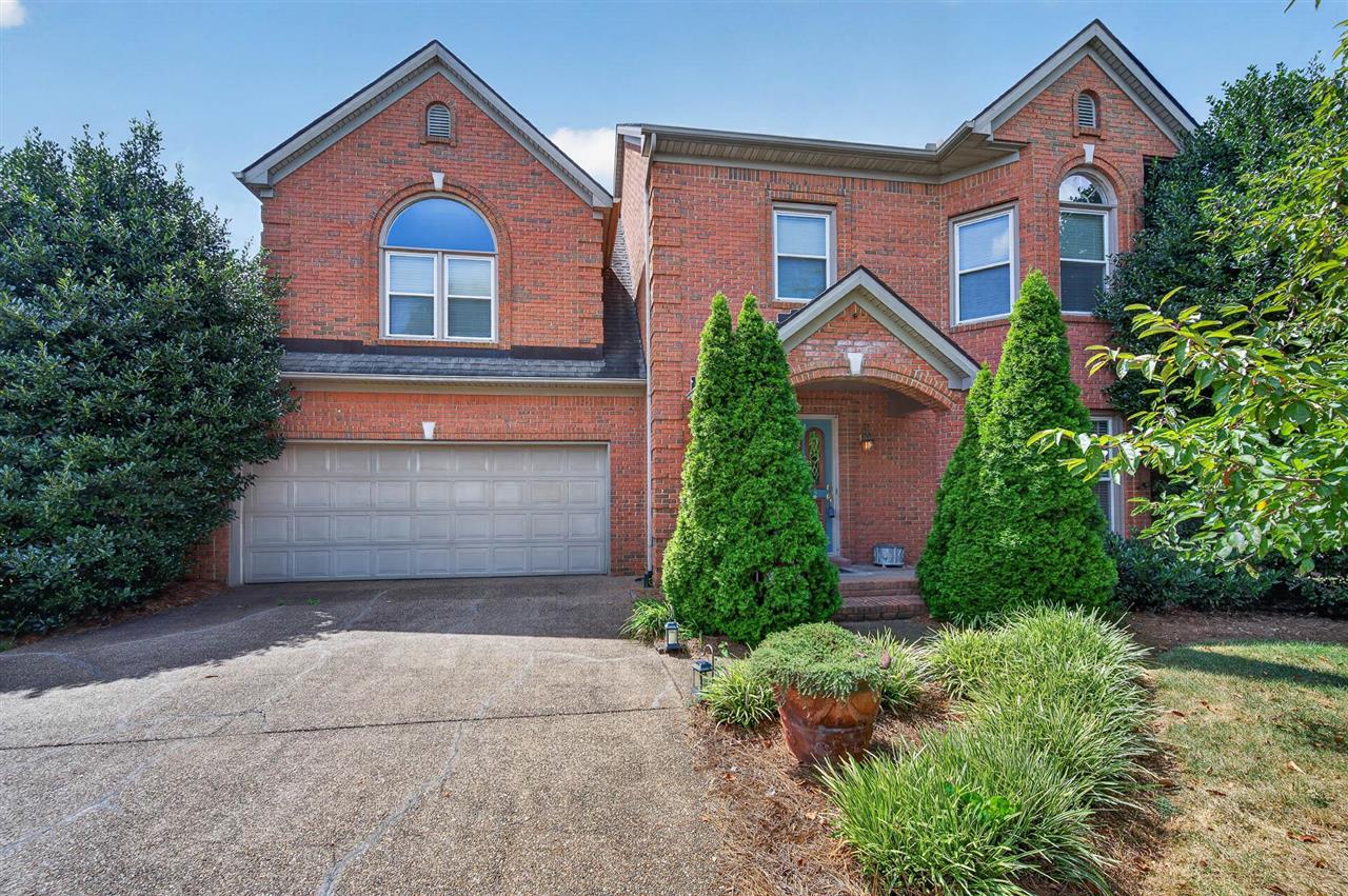 1104 St Andrews Circle — photo
