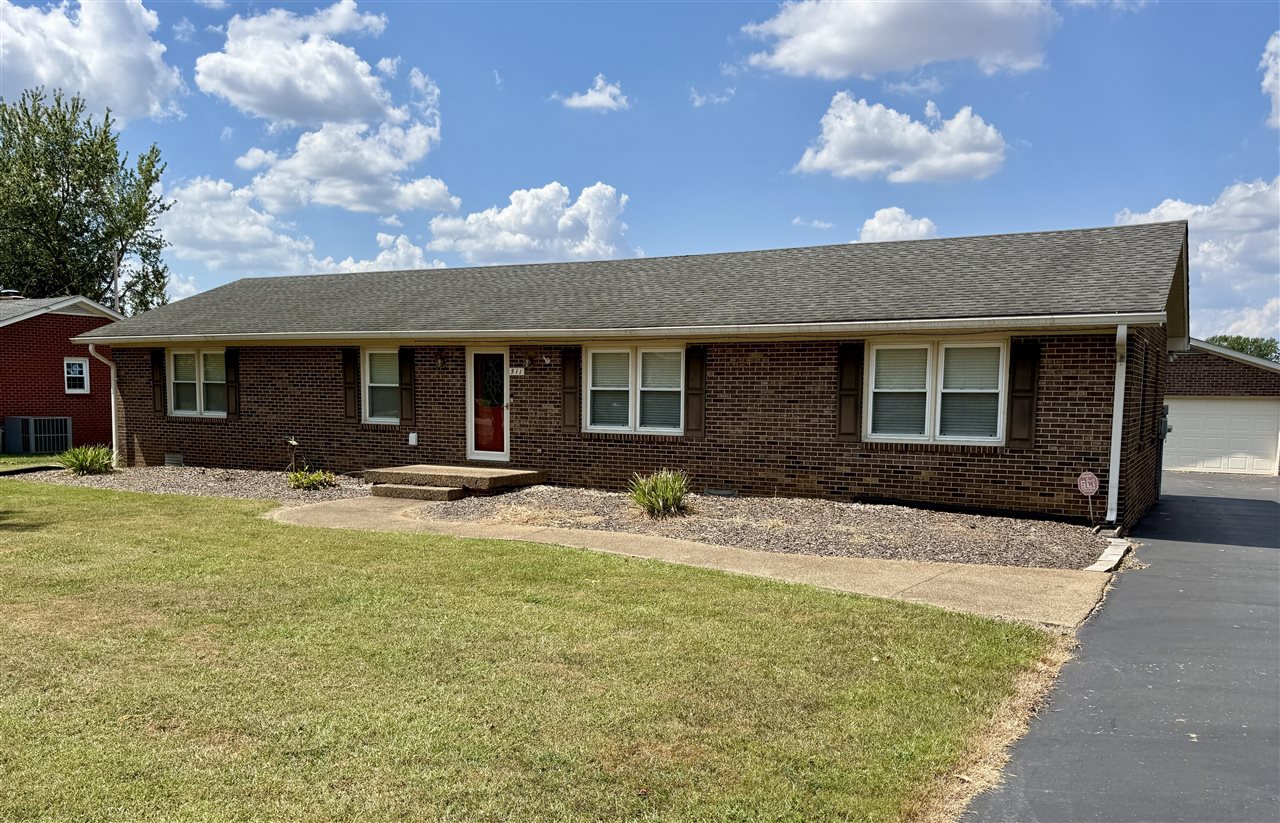 511 Bloomfield Drive — photo