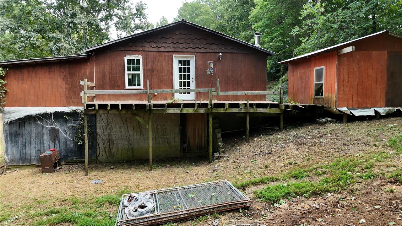 16305 Cub Run Highway — photo