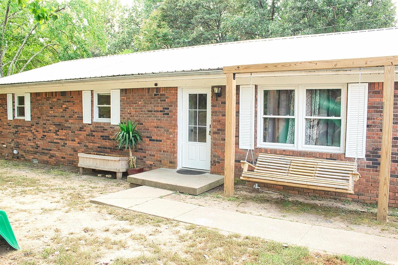 2207 Cool Springs Road — photo