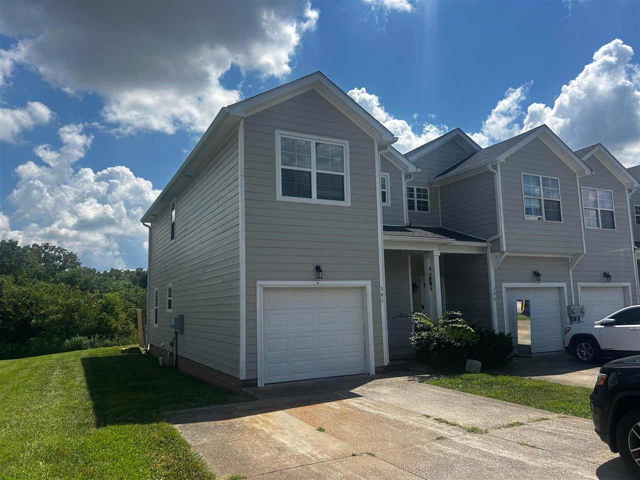 542 Village Creek Drive — photo