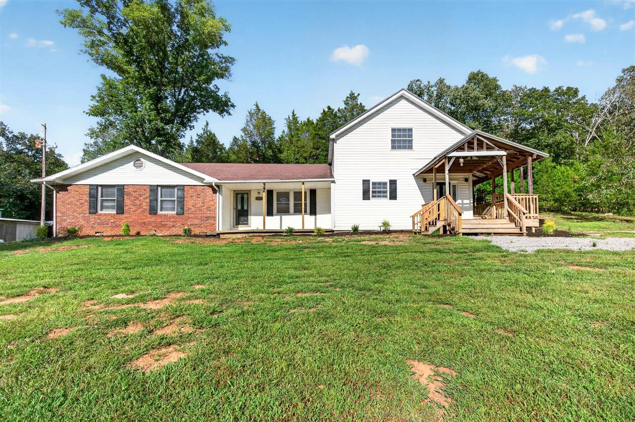 2210 Garrett Hollow Road — photo